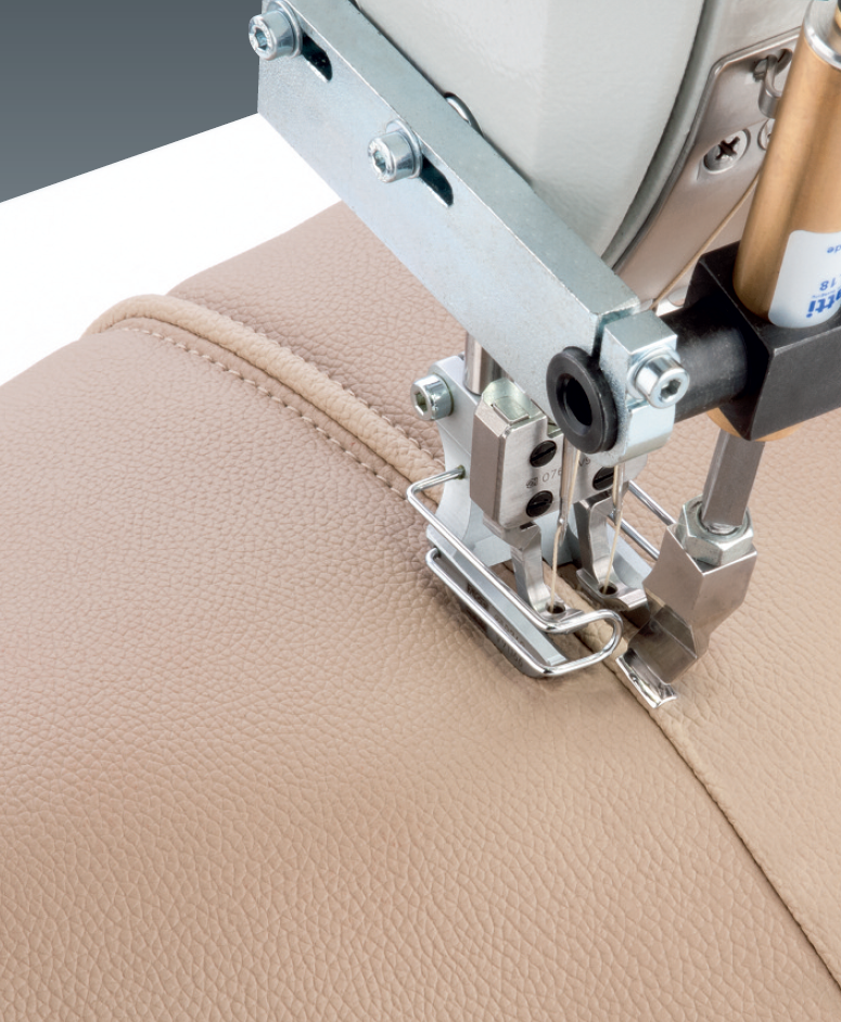 Dürkopp Adler 868-290322-M M-TYPE 868 CLASSIC – Mükemmel Baskı Dikişleri İçin Çift İğne Elektronik Sütunlu Makine