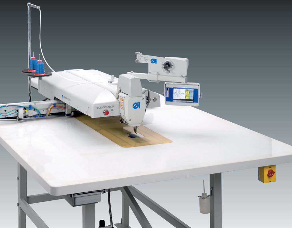 Dürkopp Adler 911-210-8055-10 CNC Kontrollü, Geniş Alanlı – Alternatif Klemp Sistemli, 800 x 550 mm Çalışma Alanlı Dikiş Otomatı