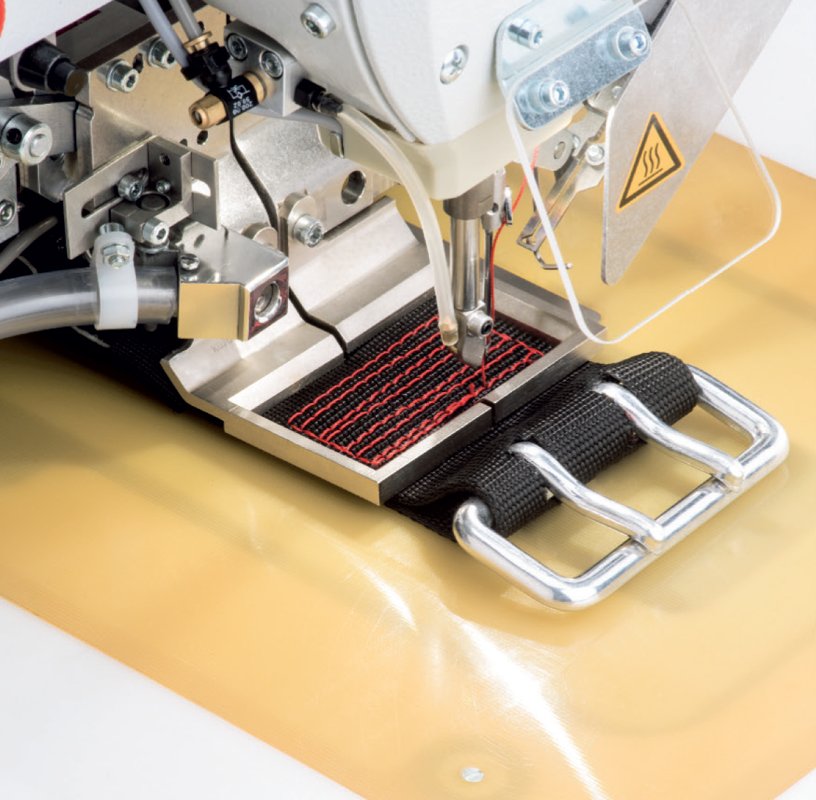 Dürkopp Adler 911-211-2010-10 CNC Kontrollü, Otomatik Klemp Sistemli, 200 x 100 mm Çalışma Alanı, Sıcak İplik Kesmeli Dikiş Otomatı